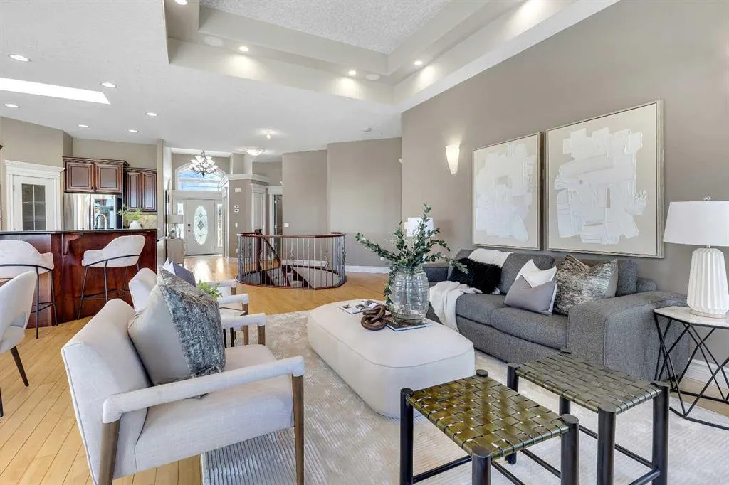 226 Royal Birch View NW