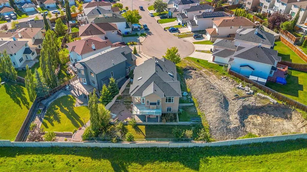 226 Royal Birch View NW