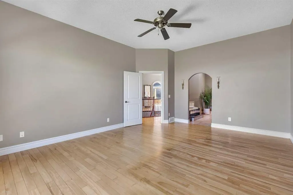 226 Royal Birch View NW