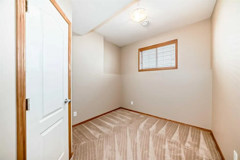 20 Jepsen Crescent