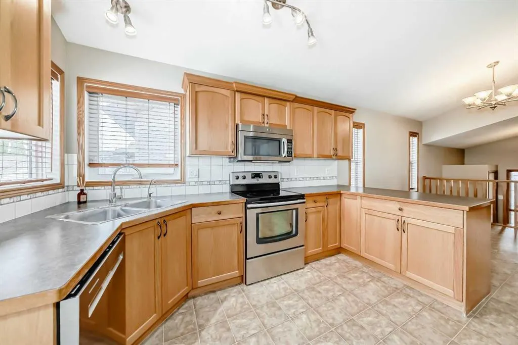 20 Jepsen Crescent