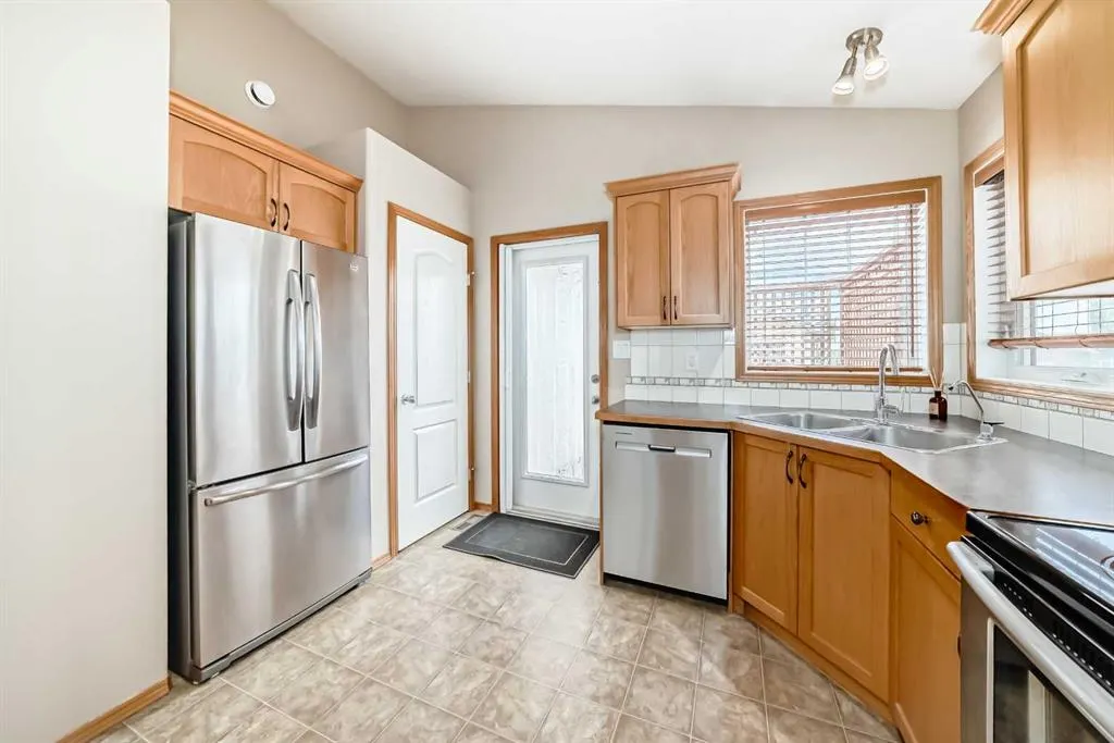 20 Jepsen Crescent