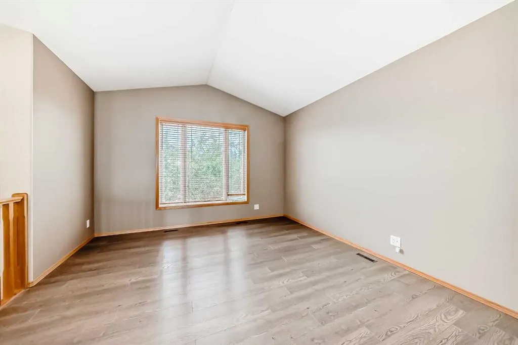 20 Jepsen Crescent