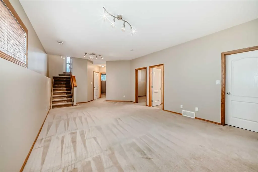 20 Jepsen Crescent