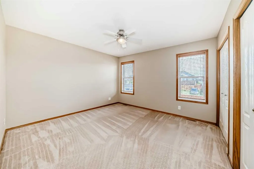 20 Jepsen Crescent