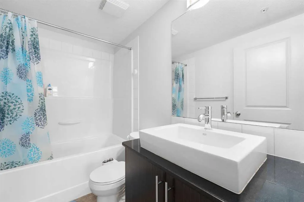 155 Skyview Ranch Way NE, #5212