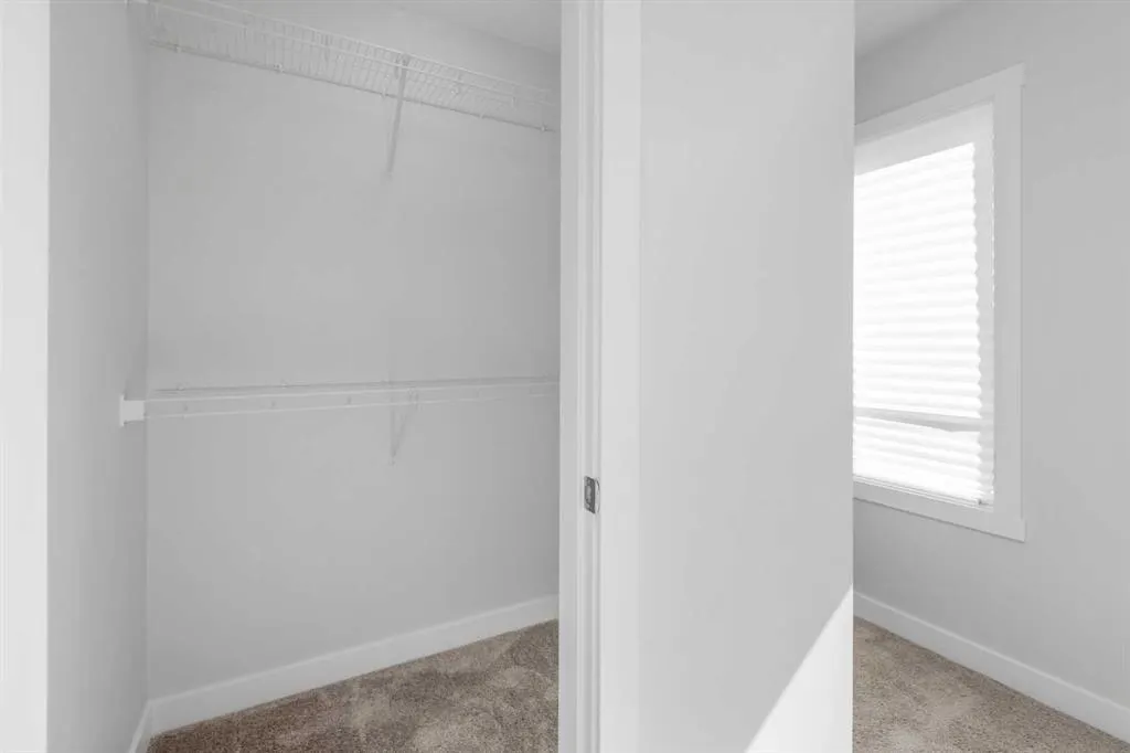 135 Lucas Boulevard NW