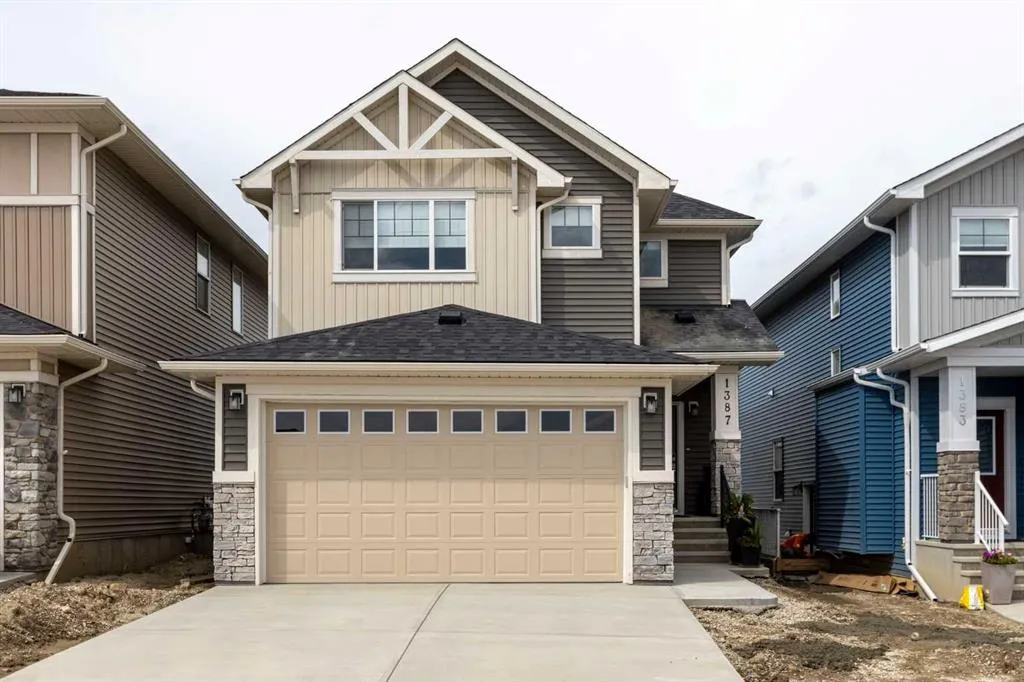 1387 Bayview Crescent SW