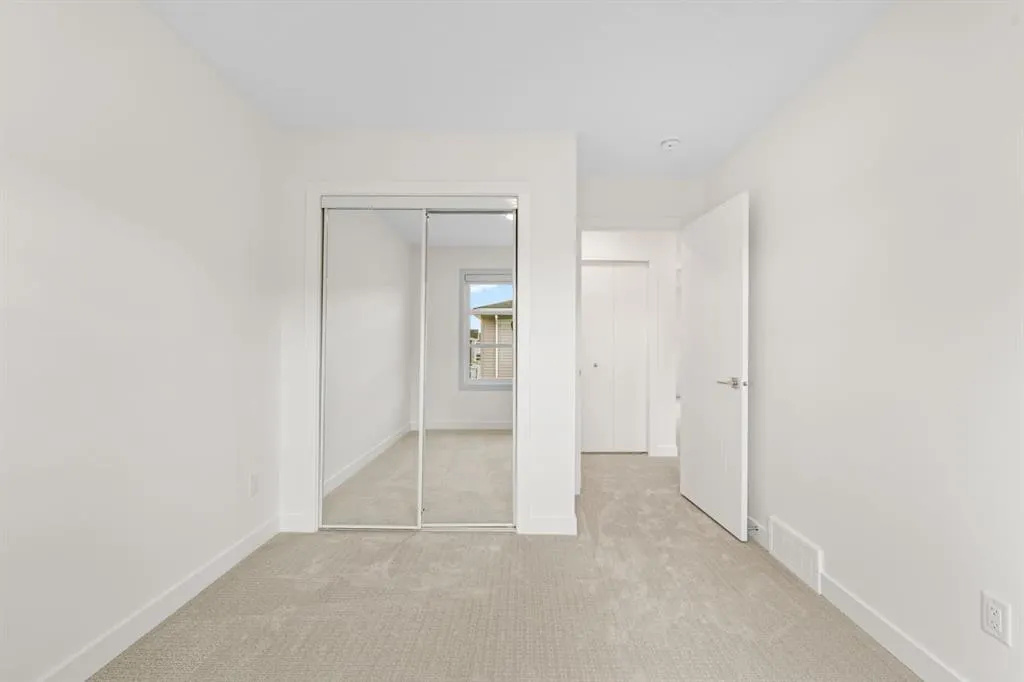 135 Belmont Passage SW, #305