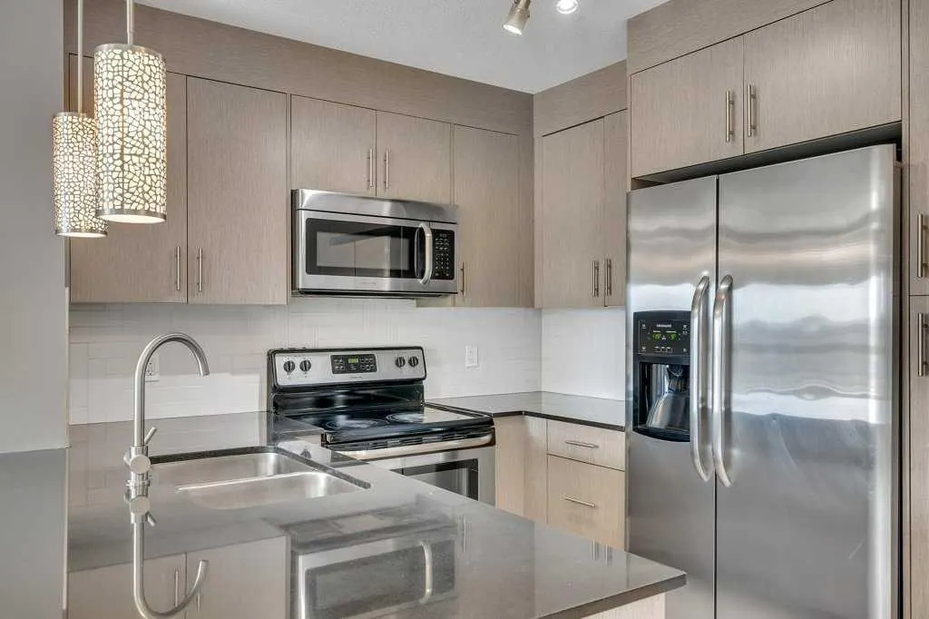 240 SKYVIEW RANCH Road NE, #4405