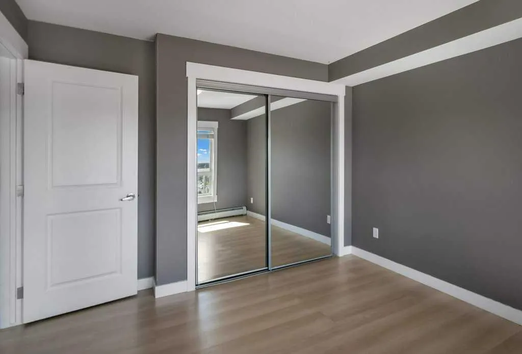 240 SKYVIEW RANCH Road NE, #4405