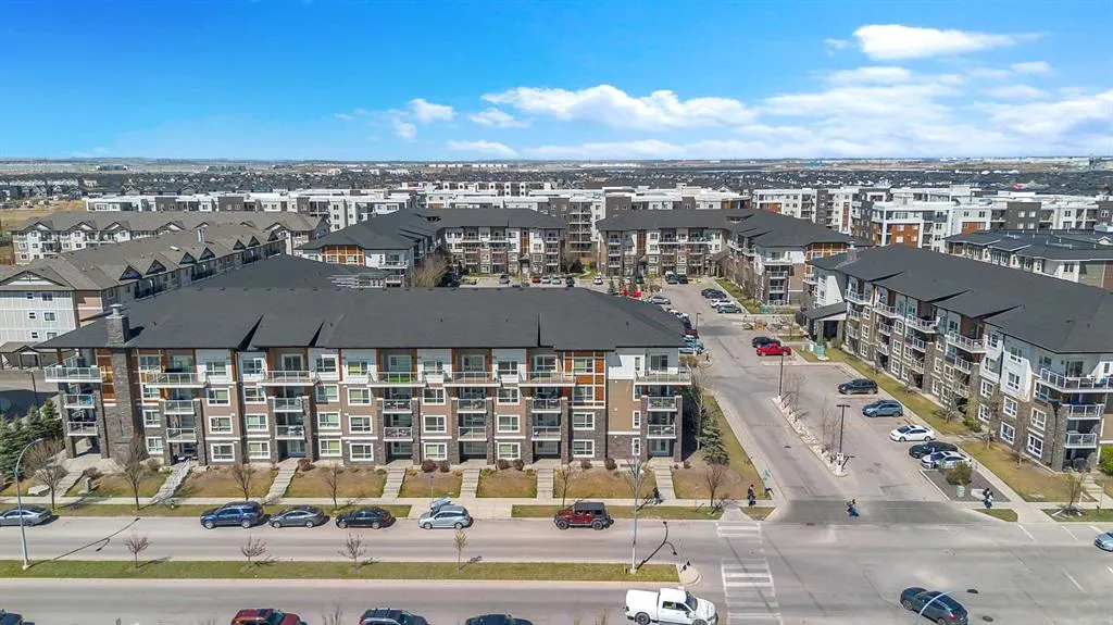 240 SKYVIEW RANCH Road NE, #4405