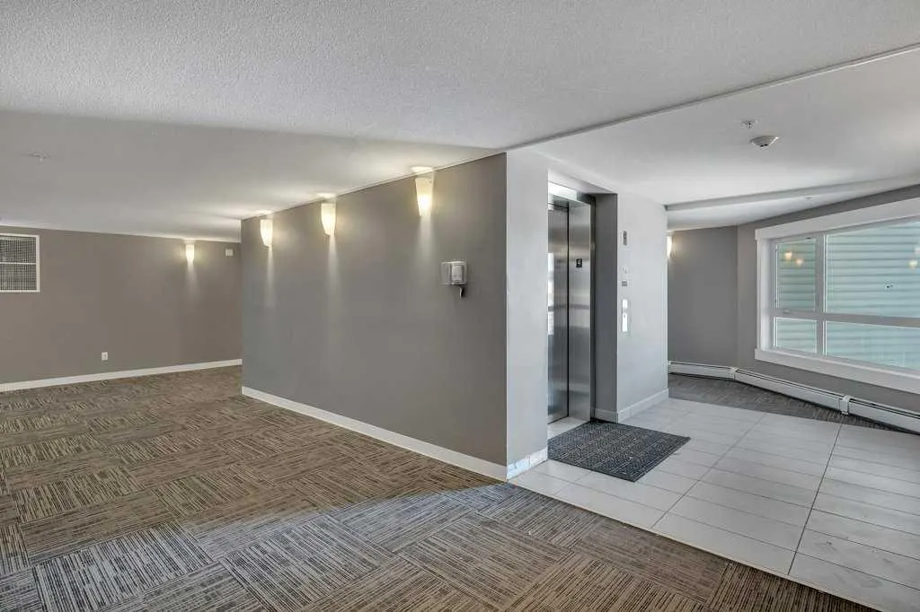 240 SKYVIEW RANCH Road NE, #4405