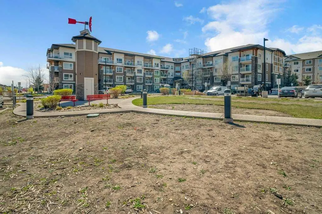 240 SKYVIEW RANCH Road NE, #4405