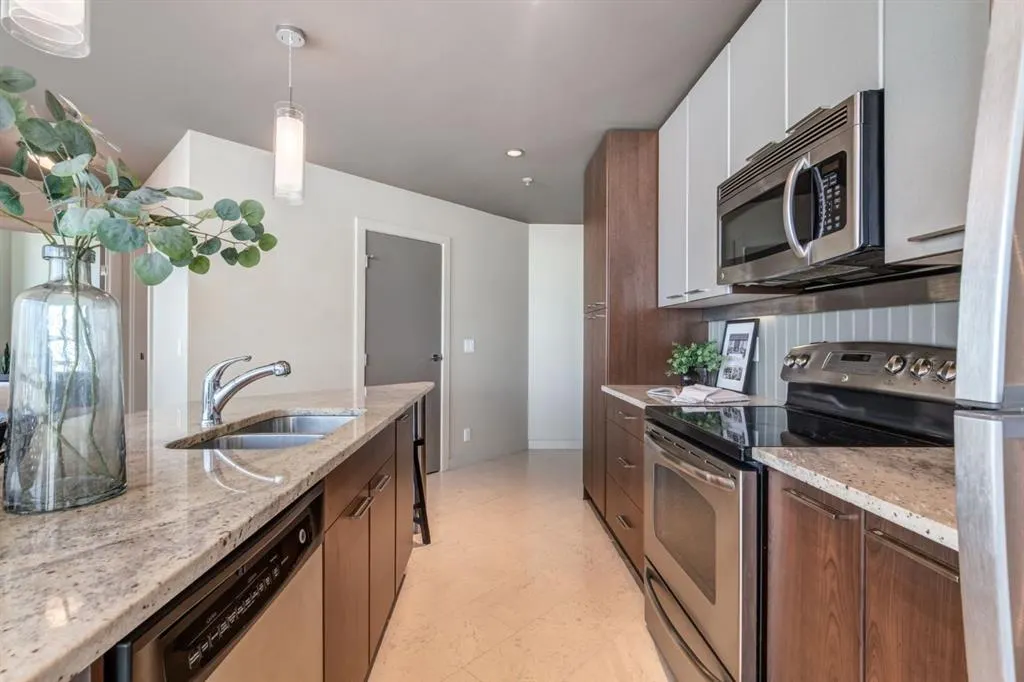220 12 Avenue SE, #1801