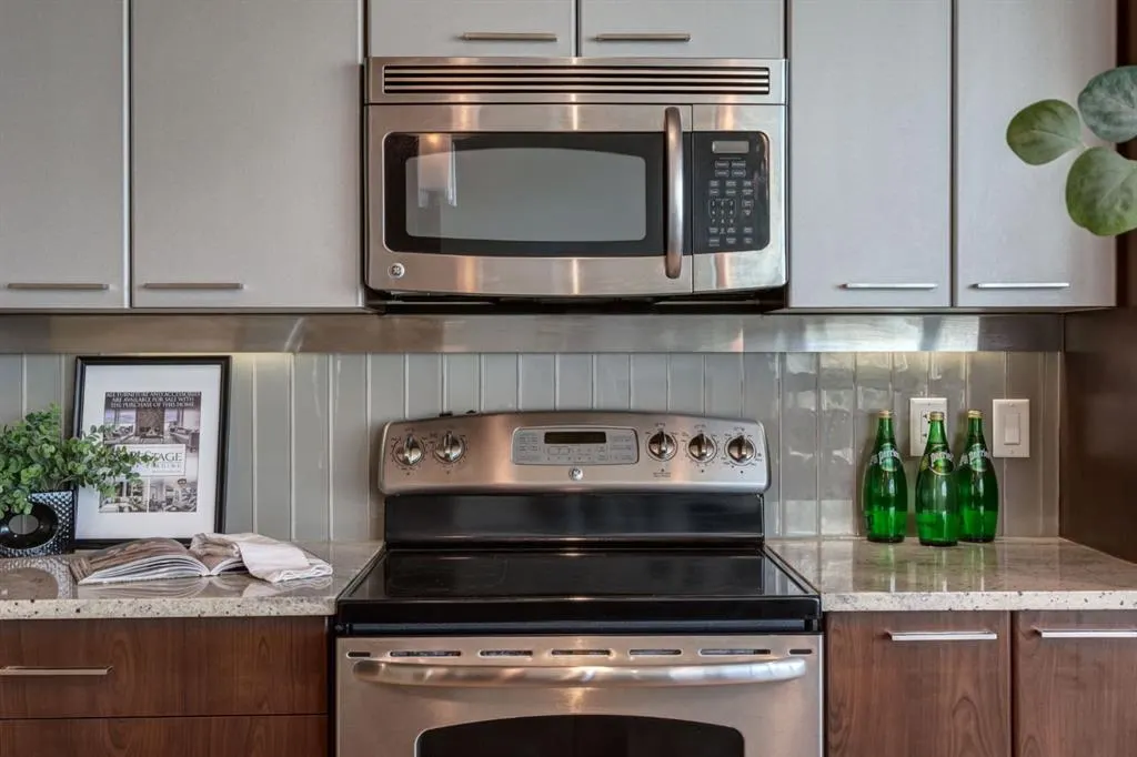 220 12 Avenue SE, #1801