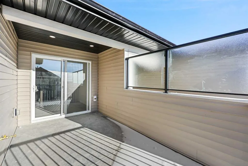 2194 Bayview Drive SW
