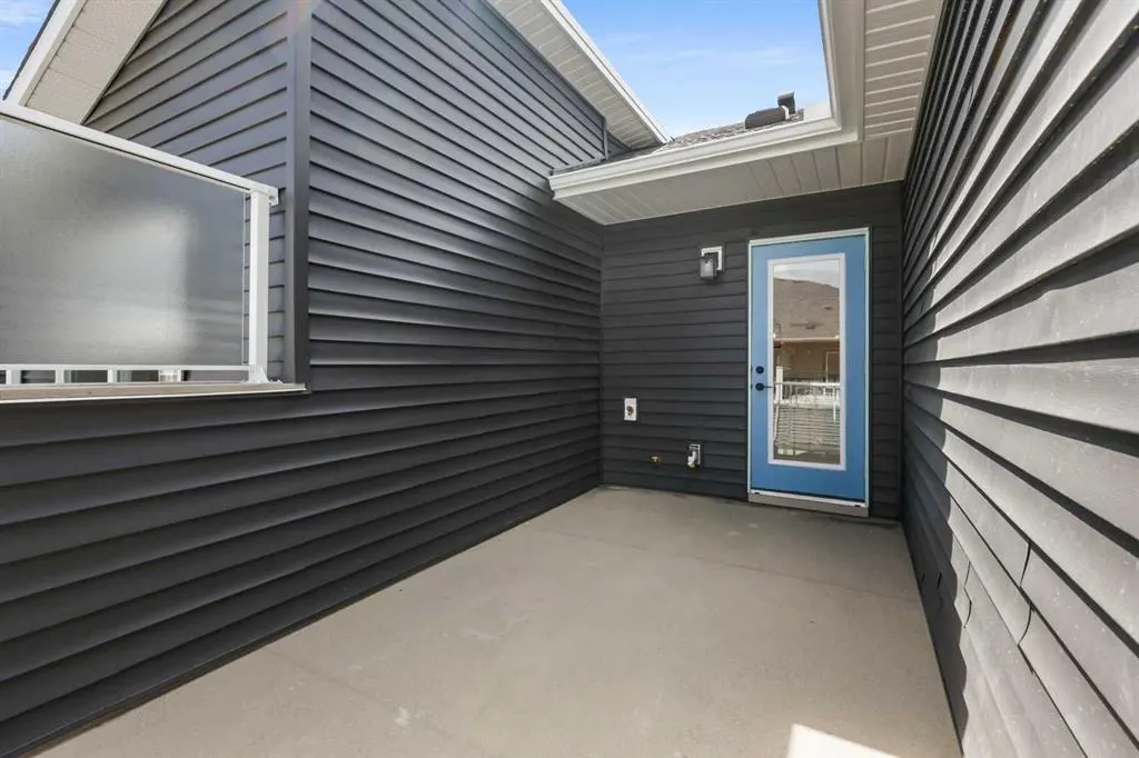 2162 Bayview Drive SW