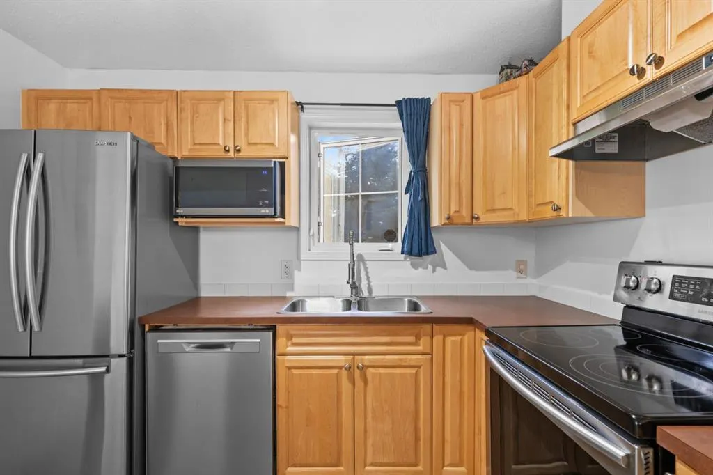 174 N Railway Street, #107