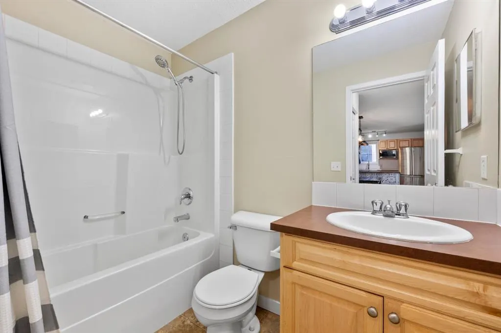 174 N Railway Street, #107