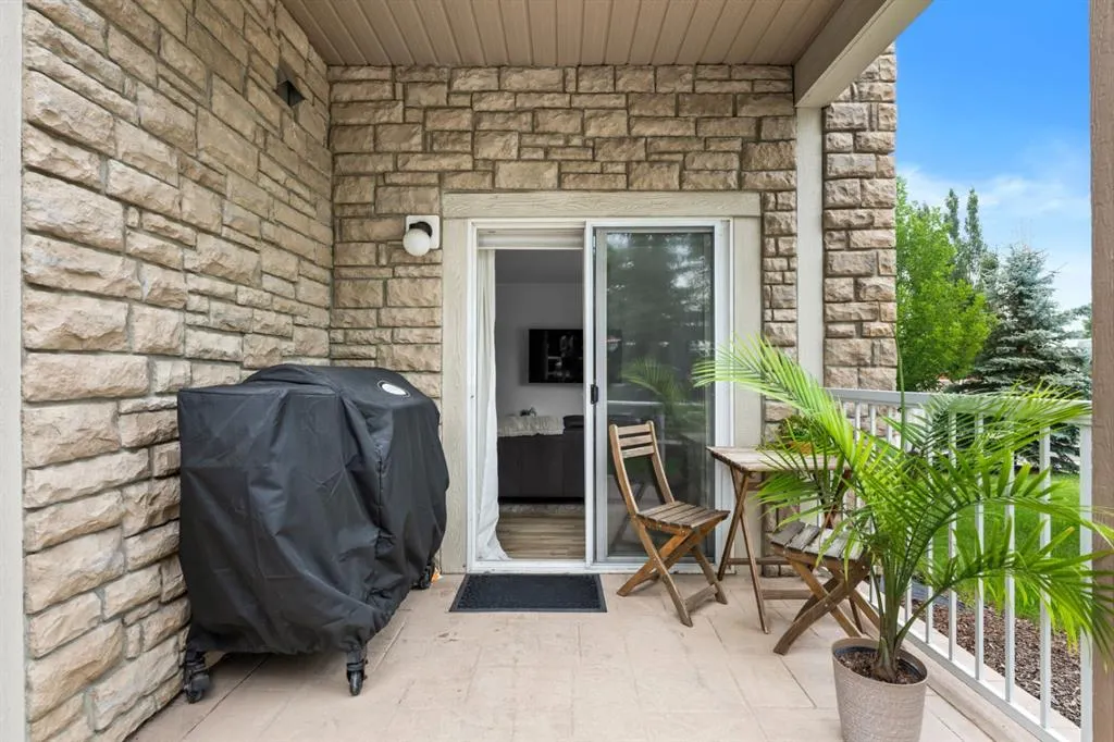 174 N Railway Street, #107