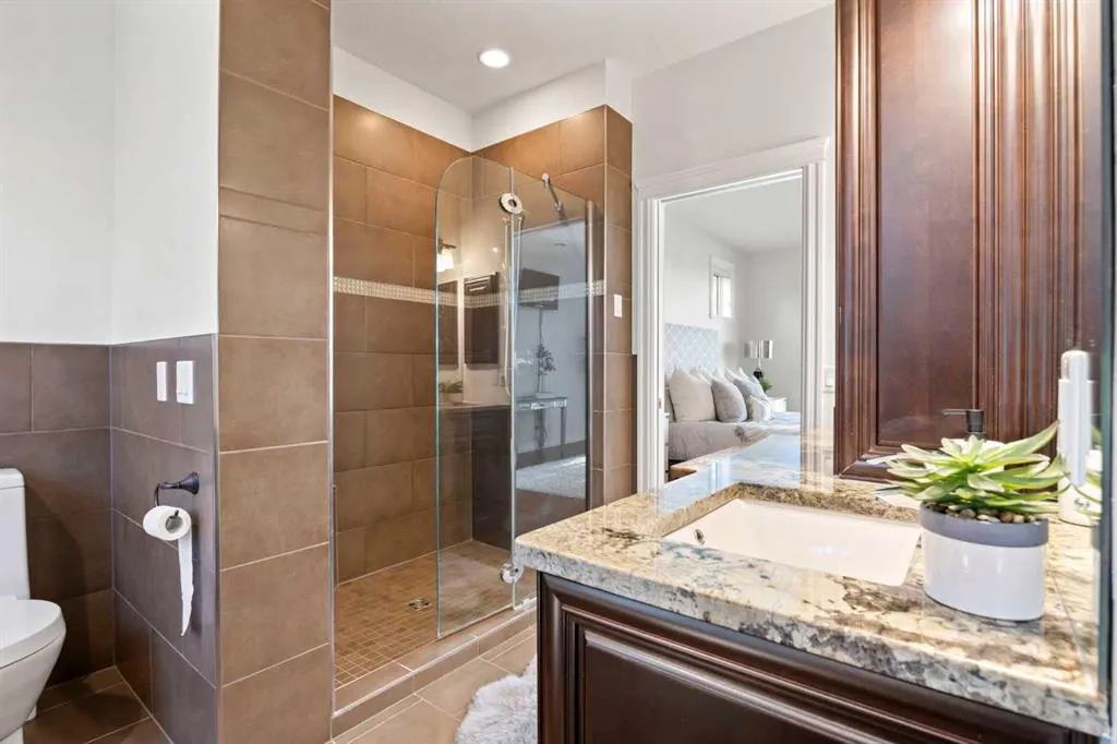 869 East Chestermere Drive
