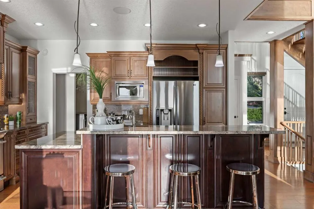 869 East Chestermere Drive