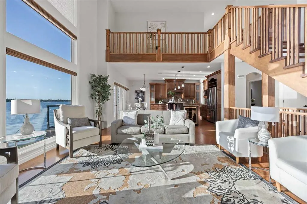 869 East Chestermere Drive