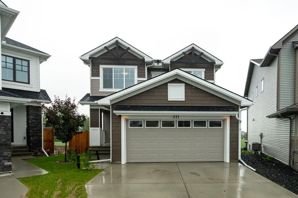 311 Monterey Place SE