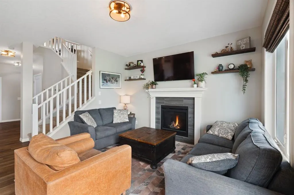 311 Monterey Place SE