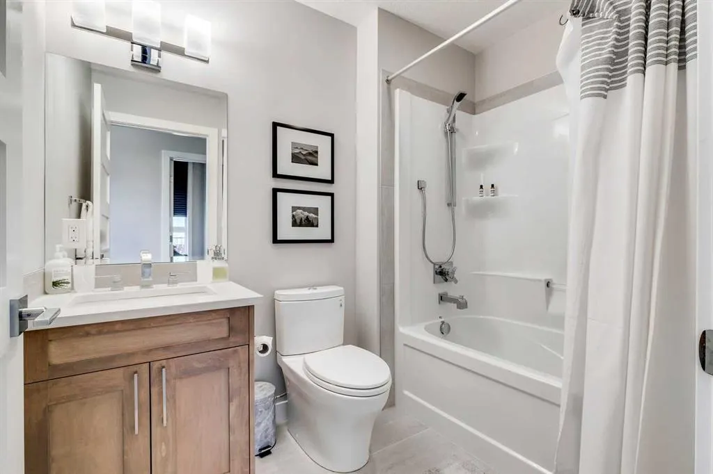 810 7th Street, #401