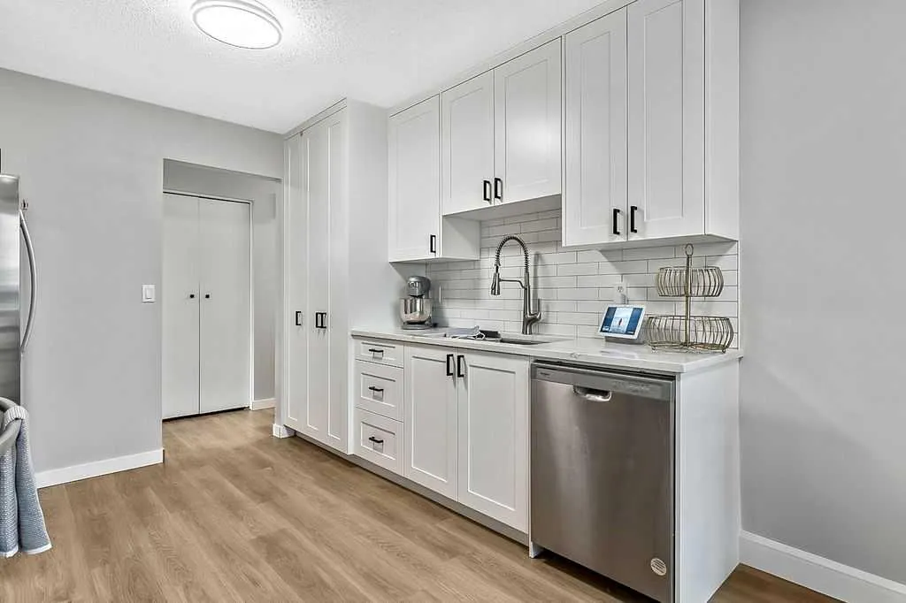 127 Thorson Crescent