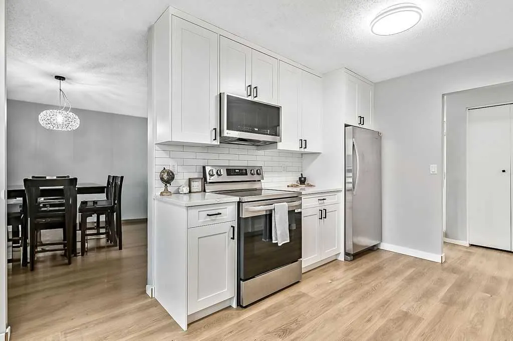 127 Thorson Crescent