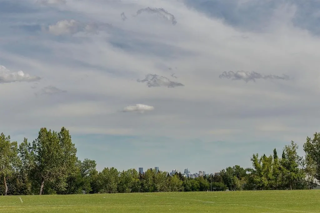 5531 Dalhart Hill NW