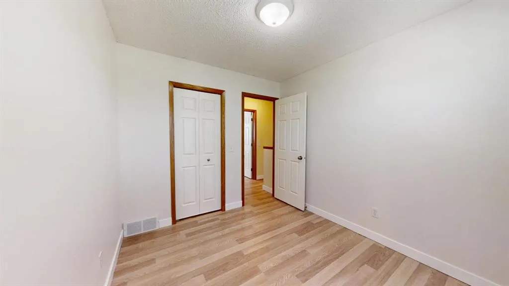 53 Cimarron Meadows Close