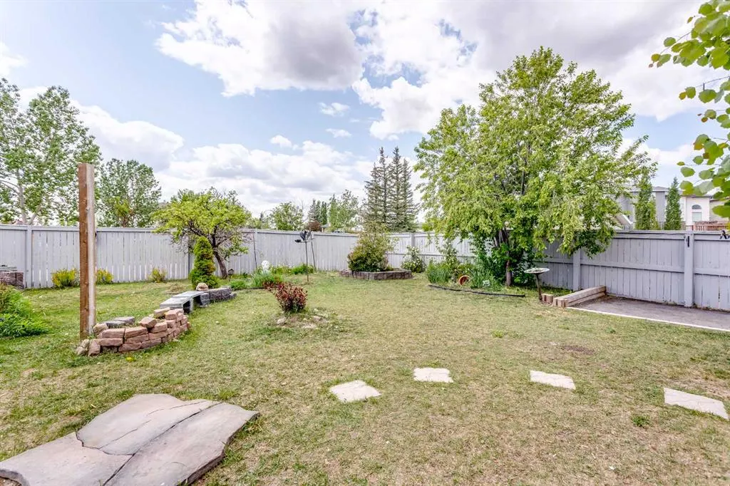 140 Covewood Green NE