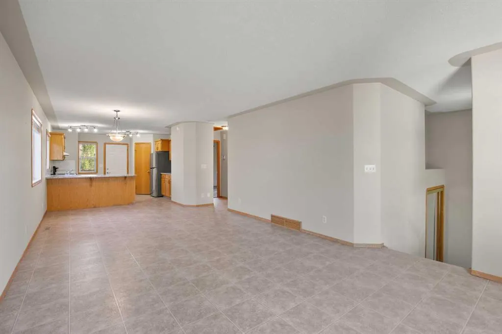 83 Doherty Close