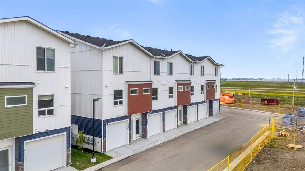 628 Red Sky Villas NE