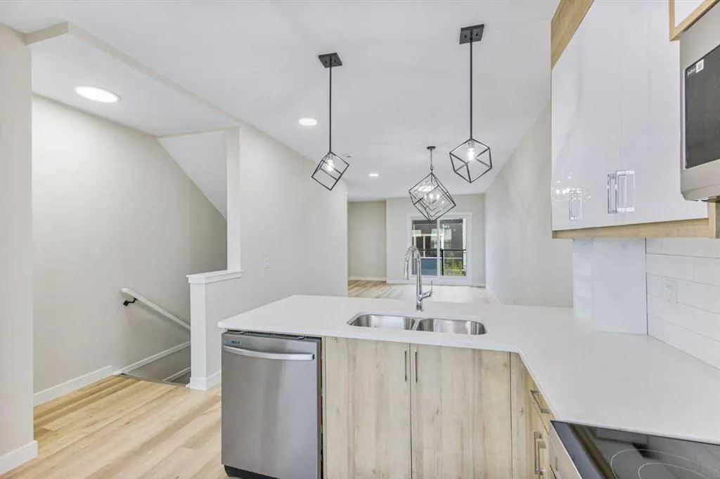 628 Red Sky Villas NE