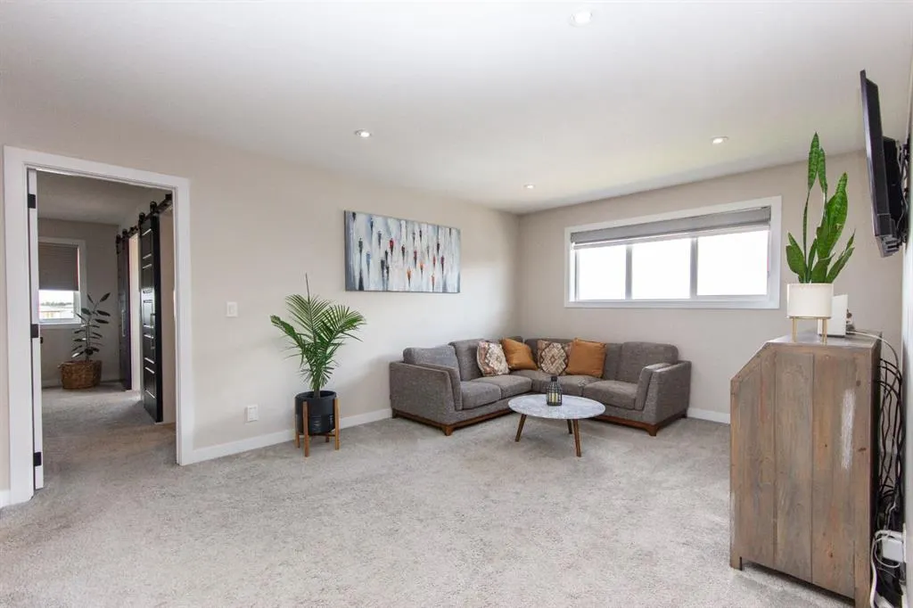 42 Travis Close