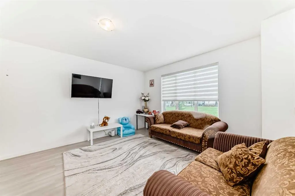 165 Southpoint Greenway SW