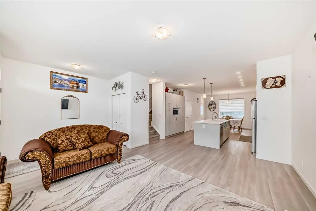 165 Southpoint Greenway SW
