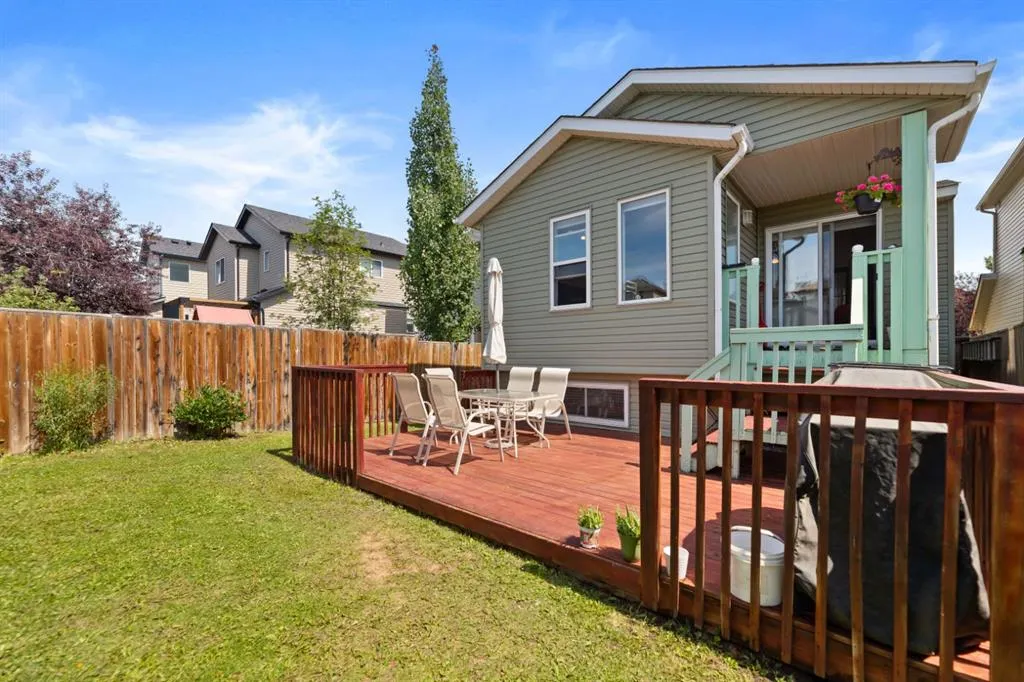232 Covebrook Close NE
