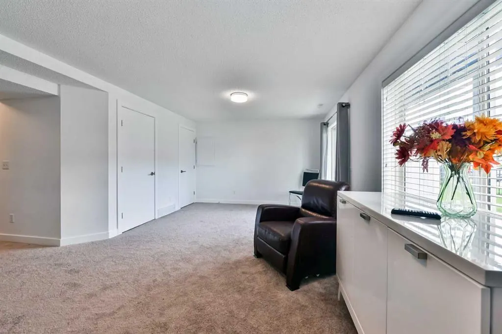 235 Rocky Vista Circle NW