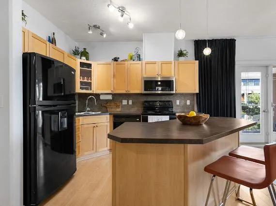 825 Mcdougall Road NE, #301