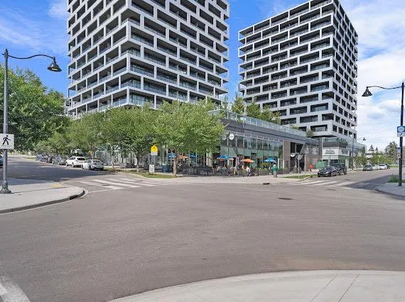 825 Mcdougall Road NE, #301