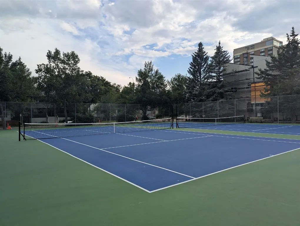 825 Mcdougall Road NE, #301