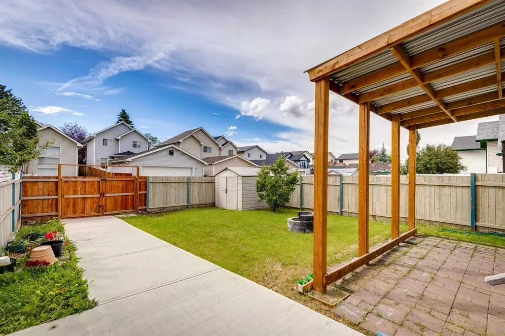47 Erin Grove SE