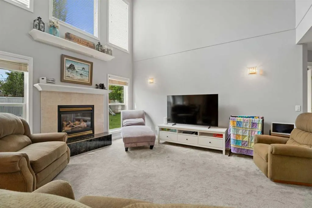 857 West Chesteremere Drive