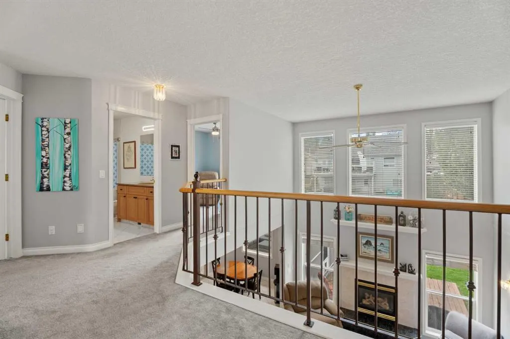 857 West Chesteremere Drive